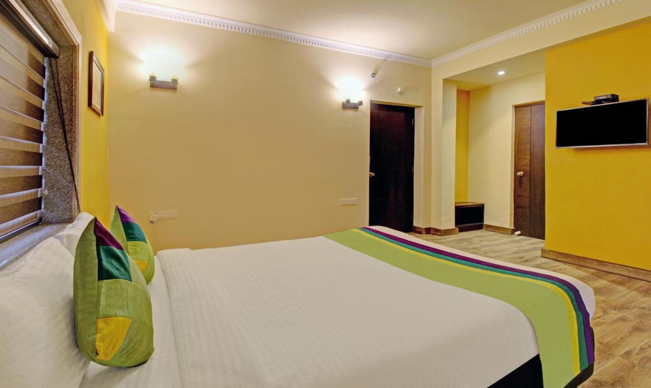 Treebo Asl Prime, Near Ballygunge Railway Station Calcutta Exterior foto